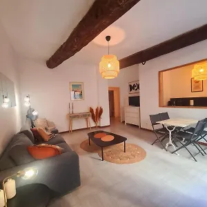  Appartement Intra Muros Avec Cour Privee